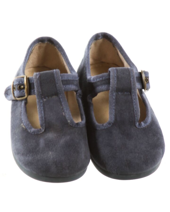 NO TAG BLUE MARY JANES *THIS ITEM IS GENTLY USED WITH MINOR SIGNS OF WEAR (MINOR FADING) *EU SIZE 22 *GUC SIZE TODDLER 6