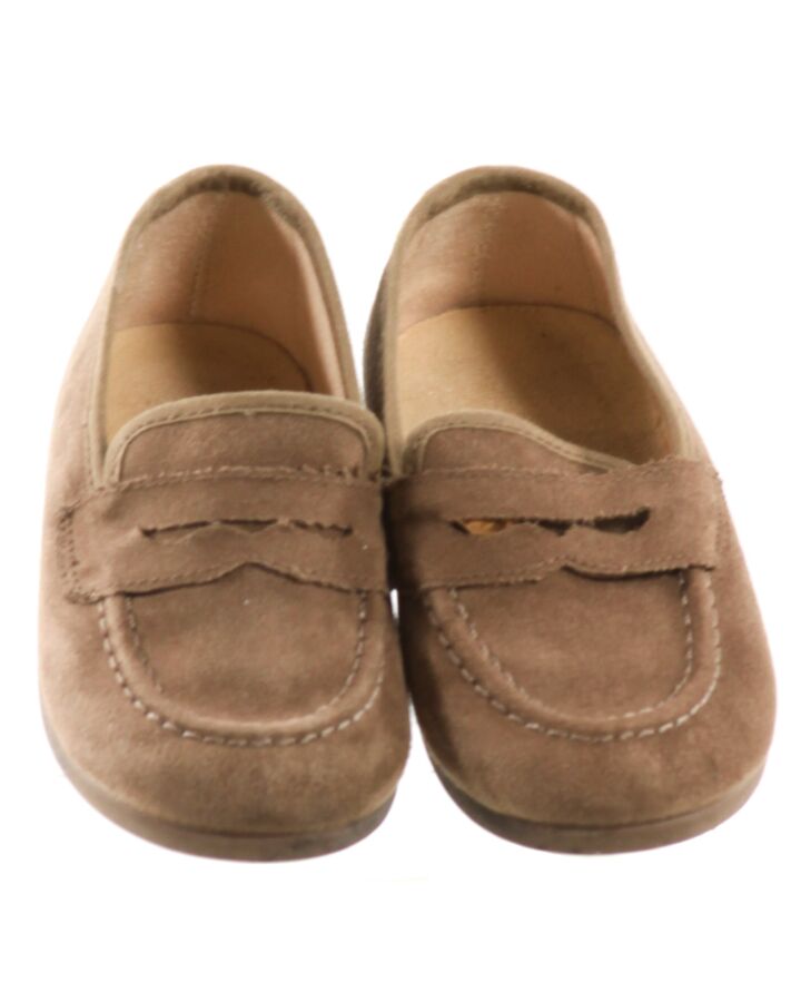 NO TAG BROWN LOAFERS *THIS ITEM IS GENTLY USED WITH MINOR SIGNS OF WEAR (MINOR FADING) *EU SIZE 24 *GUC SIZE TODDLER 7.5