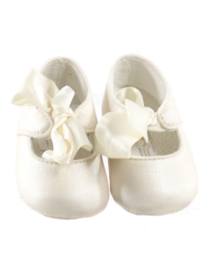 MAYORAL WHITE BOOTIES  *EUC SIZE INFANT 2.5