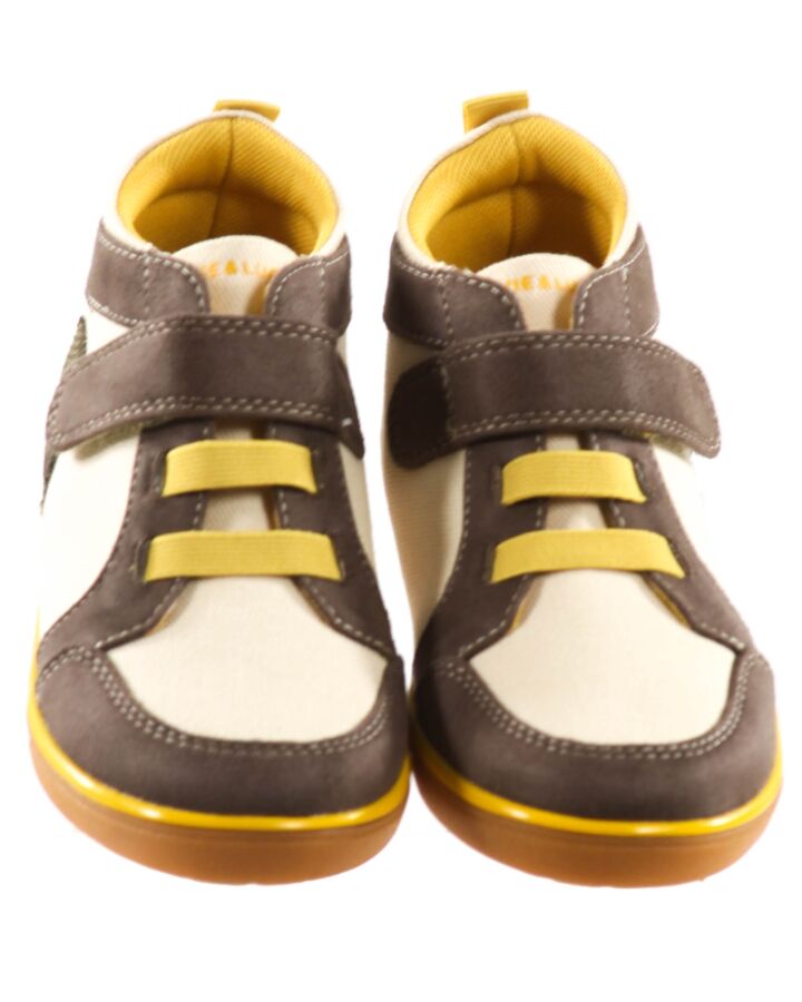LIVIE & LUCA BROWN AND BEIGE SHOE *SIZE TODDLER 12 ; NWT-NWOT*WITH STAR AND MOON DESIGN ON SIDE