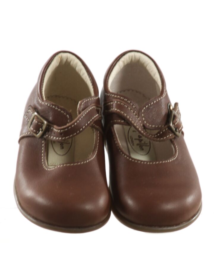 PAPOUELLI BROWN MARY JANES *EU SIZE SIZE 21 EQUIALENT TO TODDLER SIZE 5-5.5 *NWT SIZE TODDLER 5