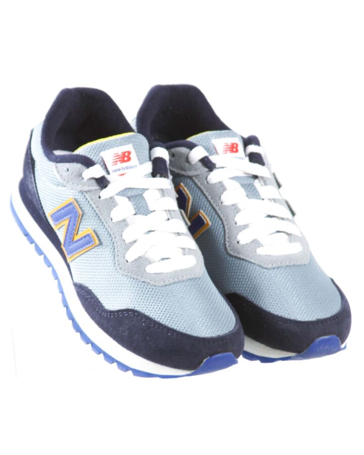 NEW BALANCE BLUE SNEAKERS *NEW WITHOUT TAG *NWT SIZE CHILD 2