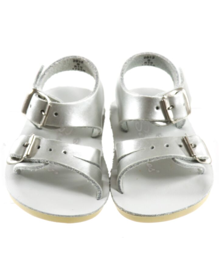 SUN SANS/ SALTWATER SANDALS SILVER SANDALS SEA WEES *NEW WITHOUT TAG *NWT SIZE INFANT 0