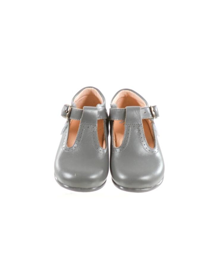ANGELITOS GRAY T-BAR SHOE *NWT; SIZE 22 EQUIVALENT TO A TODDLER SIZE 6