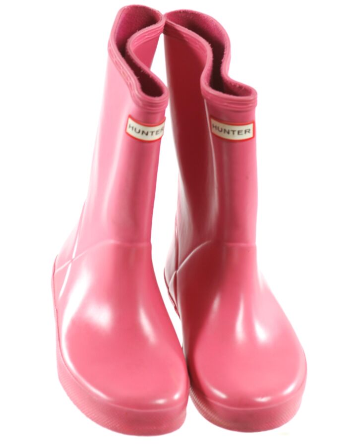 HUNTER PINK BOOTS *THIS ITEM IS GENTLY USED WITH MINOR SIGNS OF WEAR (MINOR STAIN) *EUC SIZE TODDLER 12