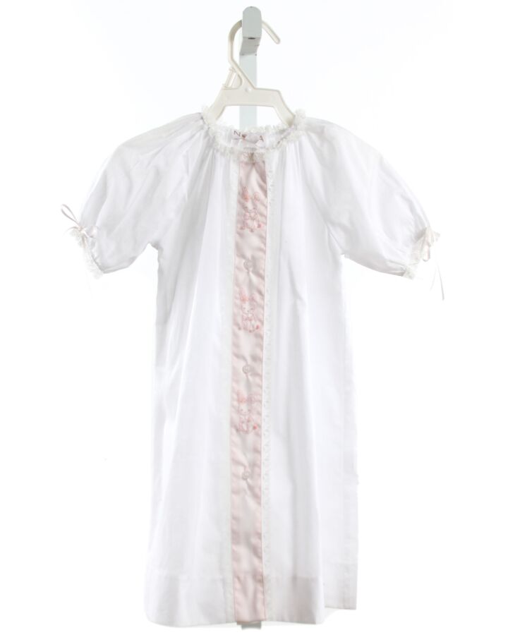 NORA LAYETTE  WHITE   EMBROIDERED LAYETTE WITH LACE TRIM