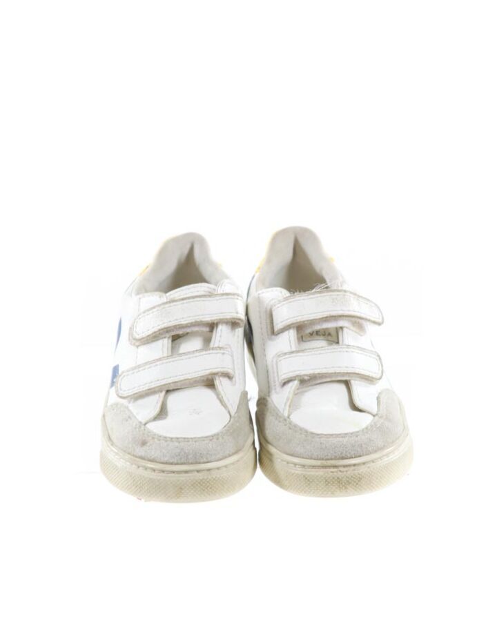 VEJA WHITE SNEAKERS *SIZE TODDLER 4; GUC - PLAY WEAR QUALITY