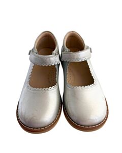 ELEPHANTITO SILVER MARY JANES *THIS ITEM IS GENTLY USED WITH MINOR SIGNS OF WEAR (MINOR SCUFFING) *EUC SIZE TODDLER 11.5