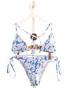 NO TAG  BLUE  FLORAL SMOCKED 2-PIECE SWIMSUIT