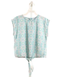 PLEAT. BLUE SLEEVELESS SHIRT
