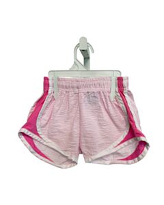 W COLOR WORKS PINK SEERSUCKER STRIPED SHORTS