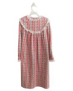 LANZ RED FLEECE FLORAL LOUNGEWEAR WITH EYELET TRIM