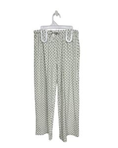 LILA + HAYES GREEN LOUNGEWEAR