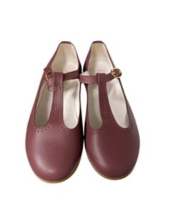 LA COQUETA RED MARY JANES *EU SIZE 28 EQUIVALENT TO A SIZE 11 *EUC SIZE TODDLER 11