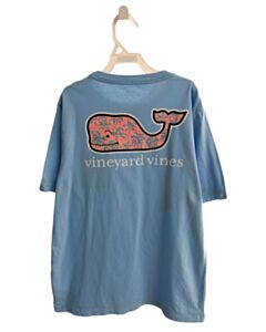 VINEYARD VINES LT BLUE PRINTED DESIGN T-SHIRT