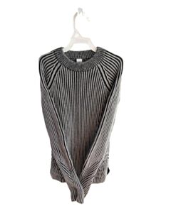 IVIVVA BLACK SWEATER