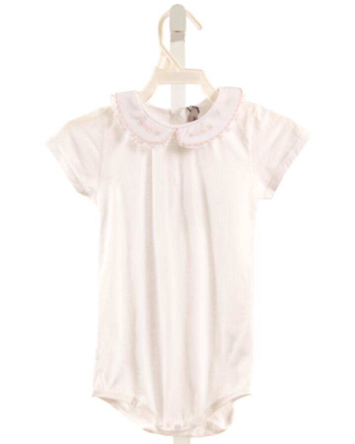 FLEURISSE  WHITE  FLORAL EMBROIDERED KNIT SS SHIRT WITH LACE TRIM