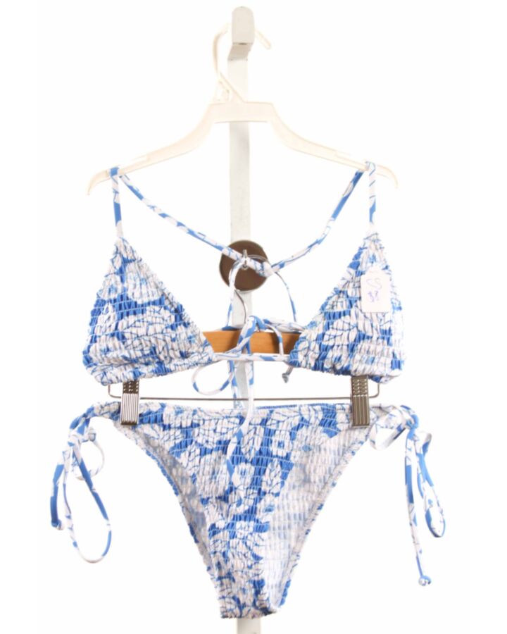 NO TAG  BLUE  FLORAL SMOCKED 2-PIECE SWIMSUIT
