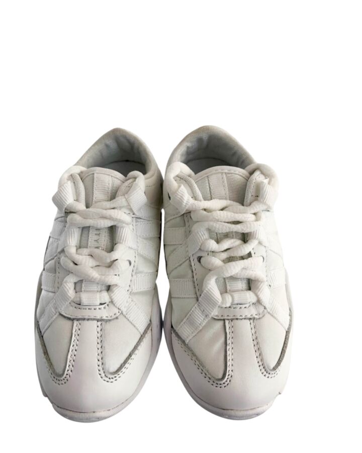 NFINITY WHITE SHOES CHEER SHOE *THIS ITEM IS GENTLY USED WITH MINOR SIGNS OF WEAR (FAINT STAIN COULD POSSIBLY BE WASHED OUT) *EUC SIZE TODDLER 11