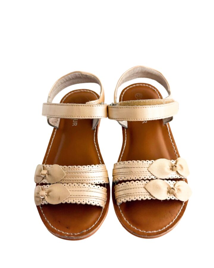 L'AMOUR GOLD SANDALS *EUC SIZE TODDLER 13