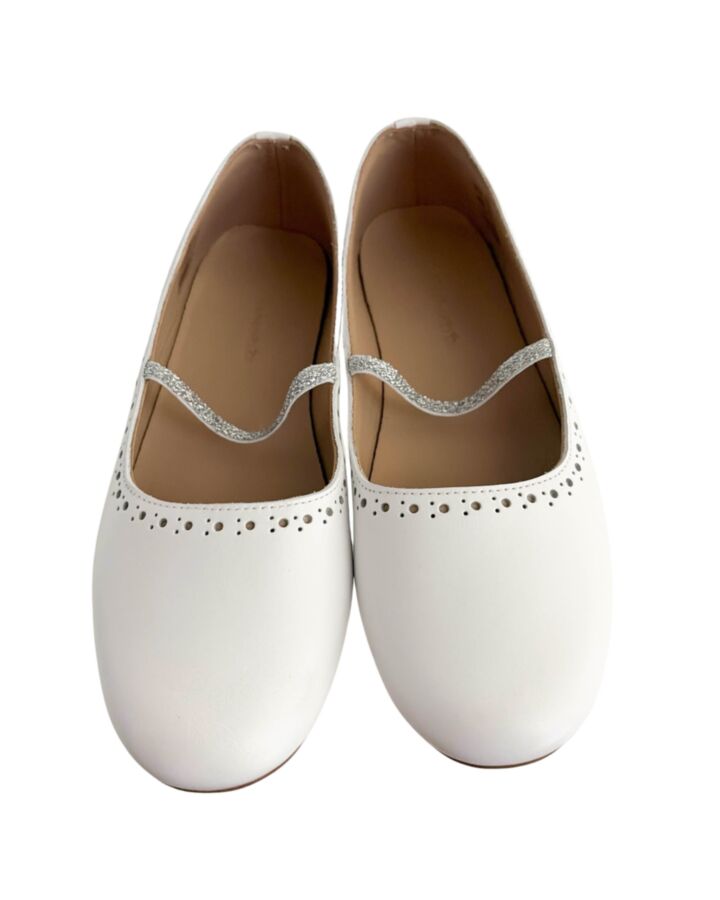 ELEPHANTITO WHITE MARY JANES *EUC SIZE CHILD 3