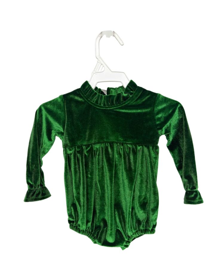 THE OAKS APPAREL   GREEN VELVET   DRESSY BUBBLE