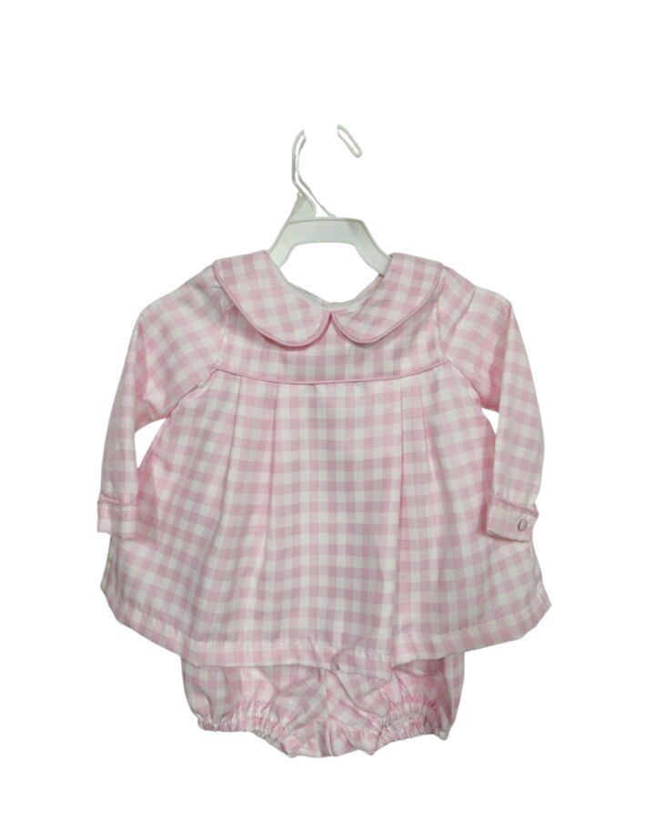 THE OAKS APPAREL PINK GINGHAM 2-PIECE OUTFIT