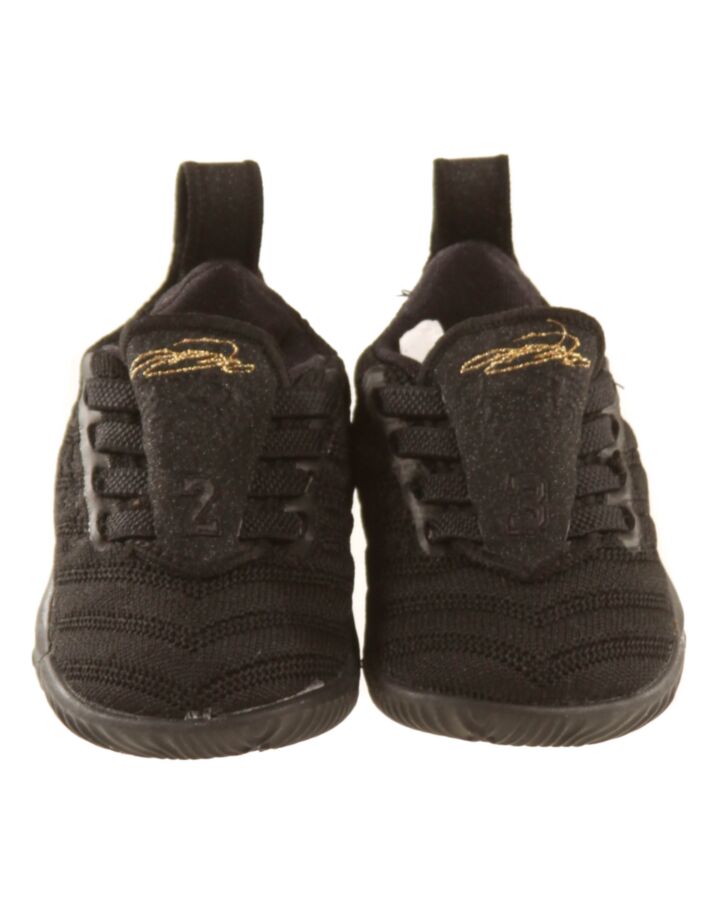 NIKE BLACK SNEAKERS *NWT SIZE INFANT 3