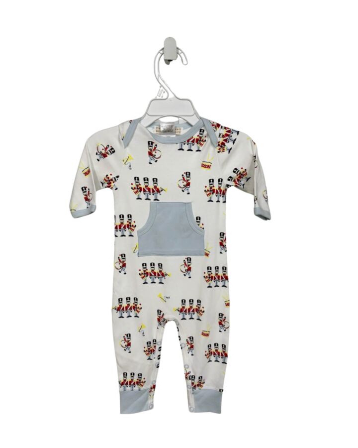 THE BEAUFORT BONNET COMPANY  WHITE   PRINTED DESIGN LAYETTE