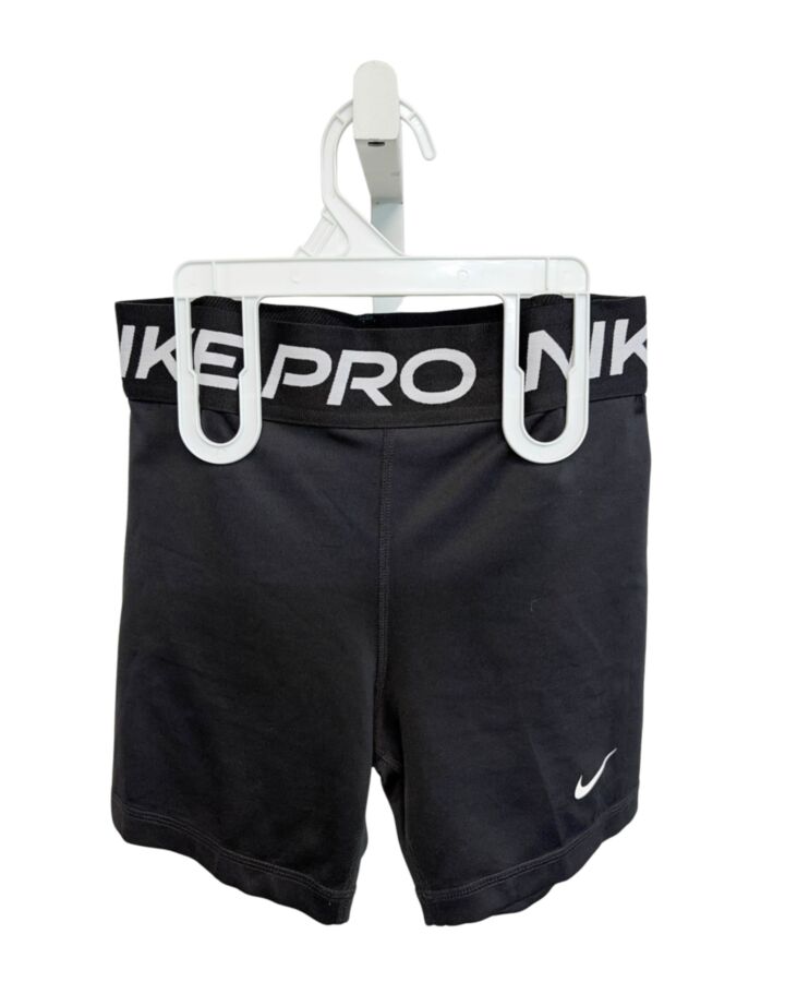 NIKE  BLACK    SHORTS
