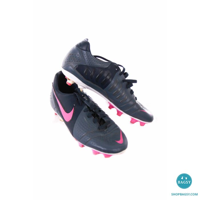 Grey and fashion pink nike soccer cleats