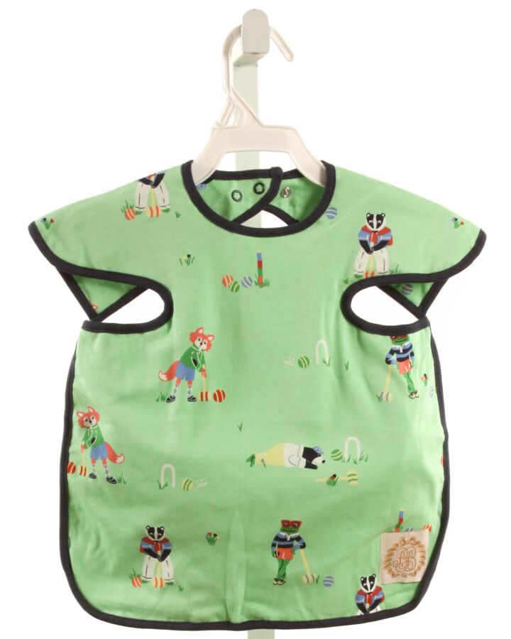 THE BEAUFORT BONNET COMPANY  GREEN   PRINTED DESIGN BIB