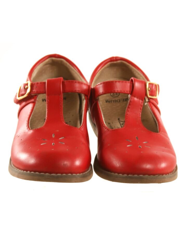 FOOTMATES RED MARY JANES COMES WITH EXTRA INSOLE *THIS ITEM IS GENTLY USED WITH MINOR SIGNS OF WEAR (MINOR SCUFFING ON TOES) *VGU SIZE TODDLER 12