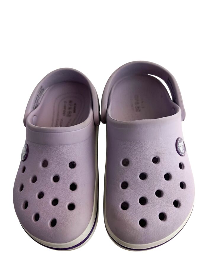CROCS PURPLE SHOES *THIS ITEM IS GENTLY USED WITH MINOR SIGNS OF WEAR (MINOR WEAR) *VGU SIZE TODDLER 10