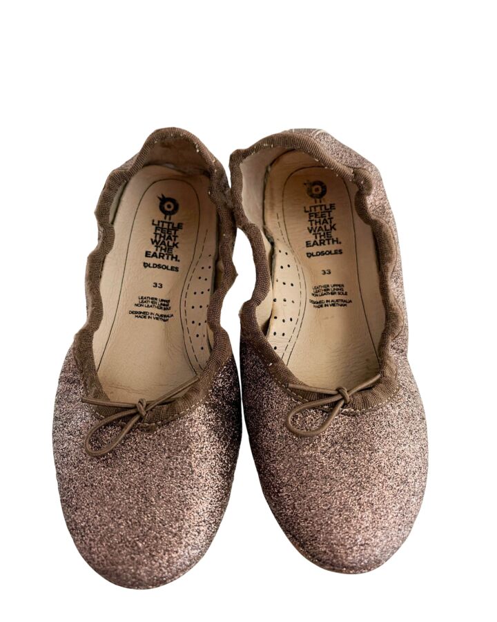 OLD SOLES PINK DRESS SHOES *SIZE EU 33 RUNS LIKE A 1.5 *EUC SIZE CHILD 1.5