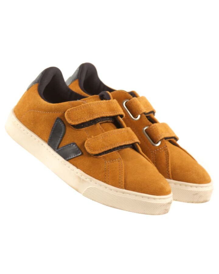 VEJA BROWN SHOES  *EUC SIZE CHILD 1