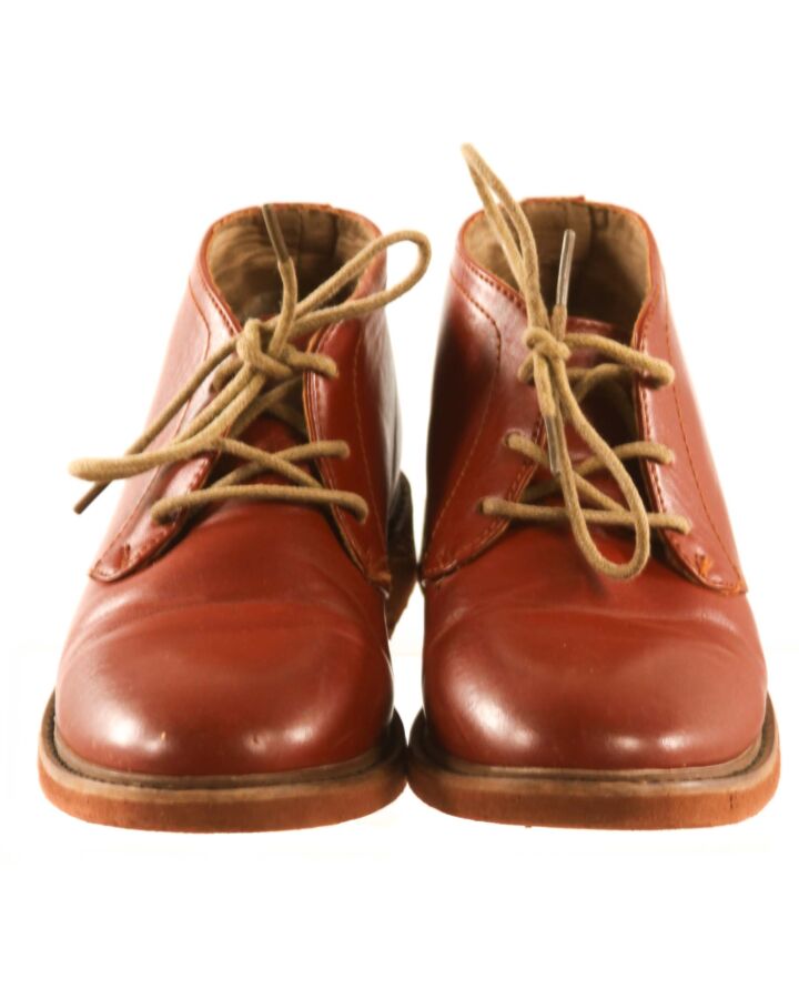 DEER STAGS RED BOOTS *THIS ITEM IS GENTLY USED WITH MINOR SIGNS OF WEAR (MINOR CREASING) *VGU SIZE CHILD 2