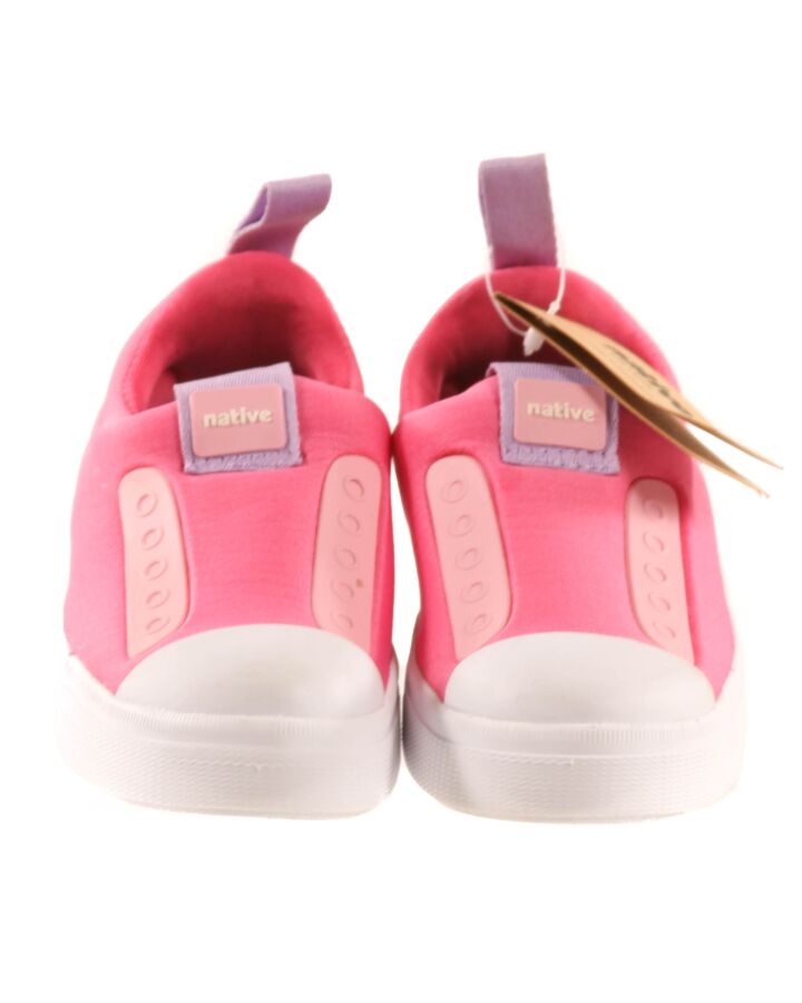 NATIVE PINK SHOES  *NWT SIZE TODDLER 8