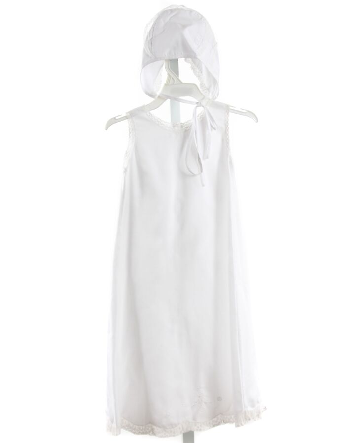 NO TAG  WHITE    LAYETTE WITH LACE TRIM