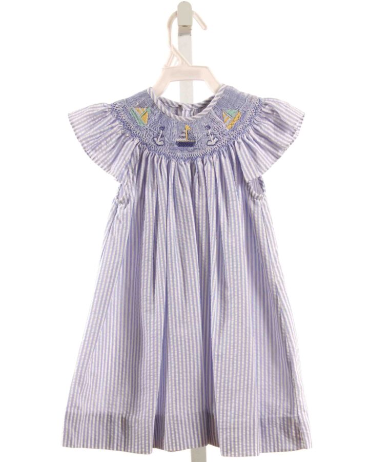 NO TAG  LT BLUE SEERSUCKER STRIPED SMOCKED DRESS