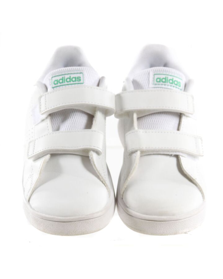 ADIDAS WHITE SHOES *THIS ITEM IS GENTLY USED WITH MINOR SIGNS OF WEAR (MINOR CREASING) *EUC SIZE TODDLER 9