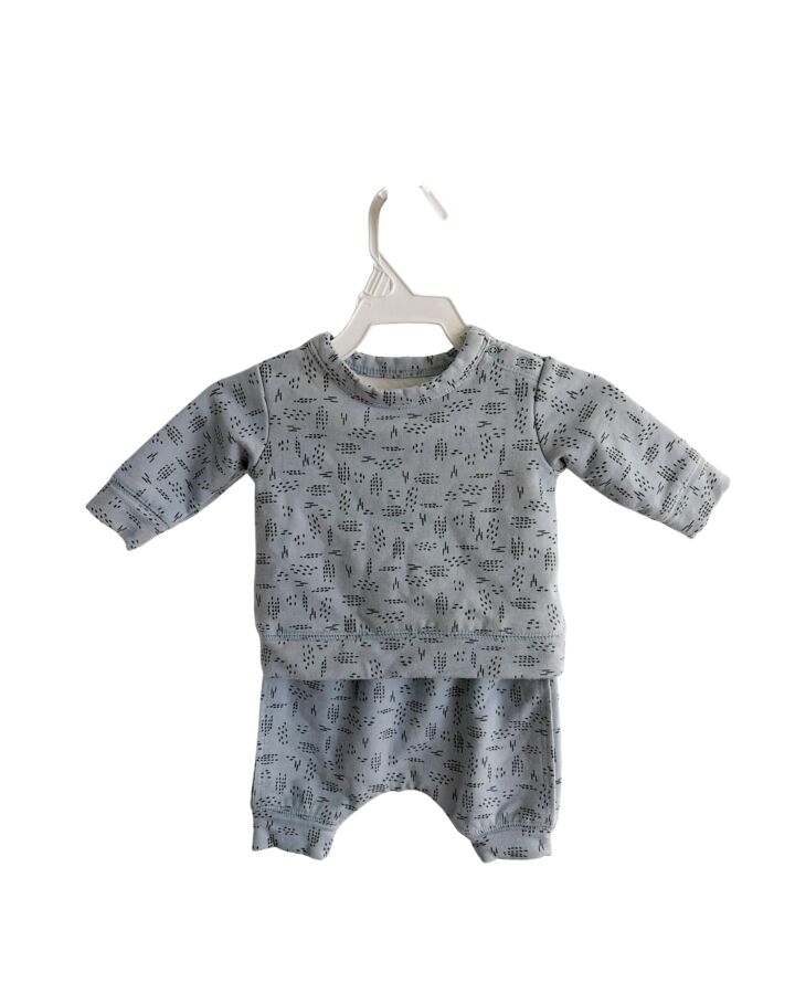 NORDSTROM  LT BLUE    2-PIECE OUTFIT