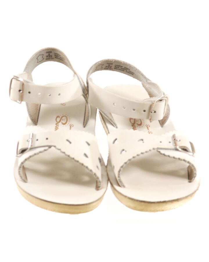 SUN SANS/ SALTWATER SANDALS WHITE SANDALS  *EUC SIZE TODDLER 9