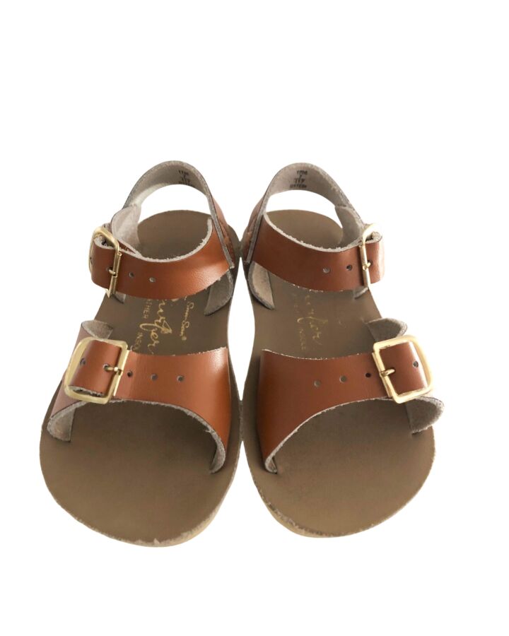 SUN SANS/ SALTWATER SANDALS BROWN SANDALS *THIS ITEM IS GENTLY USED WITH MINOR SIGNS OF WEAR (MINOR WEAR ON TOES) *EUC SIZE TODDLER 7