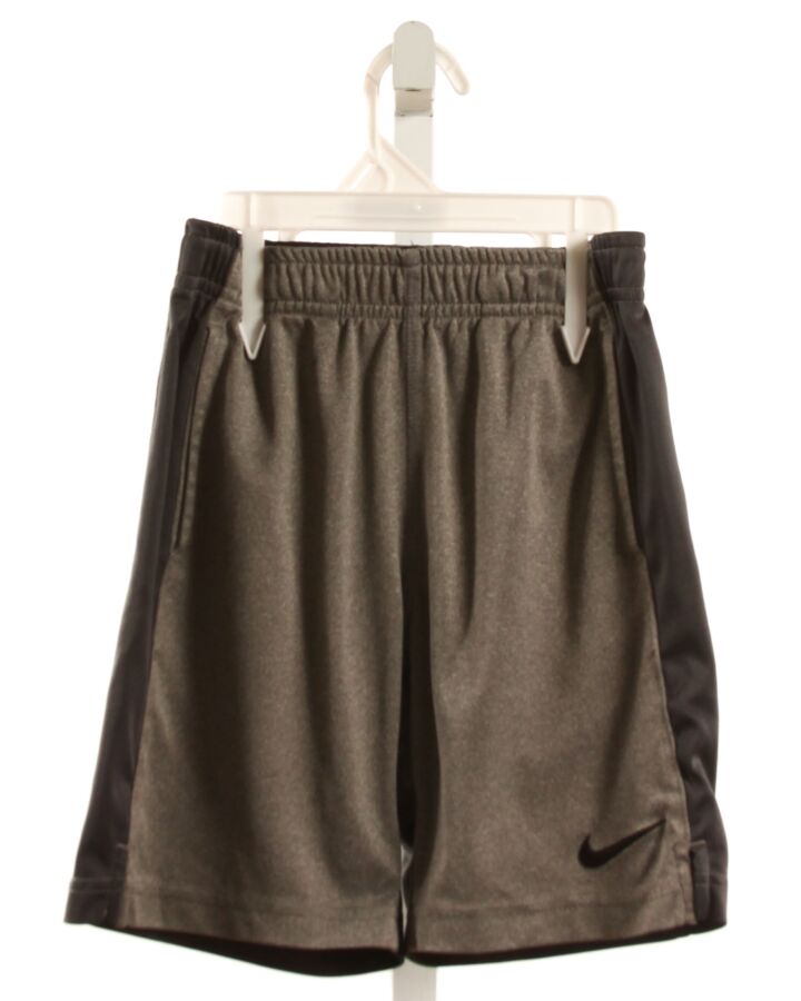 NIKE  GRAY    SHORTS