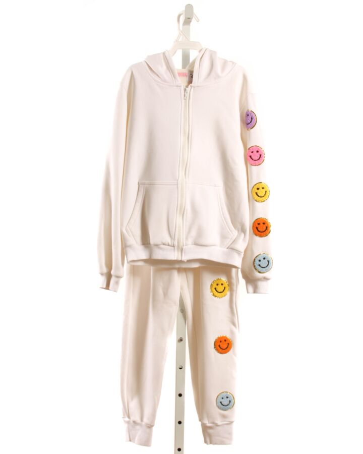 LOLA + THE BOYS  WHITE    2-PIECE OUTFIT