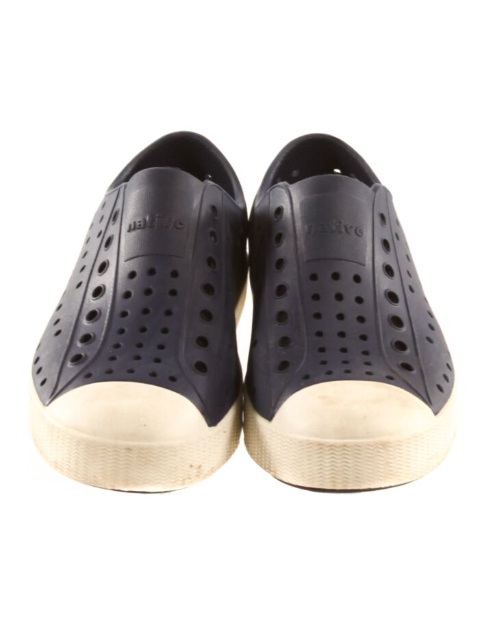 NATIVE BLUE SHOES  *VGU SIZE CHILD 1