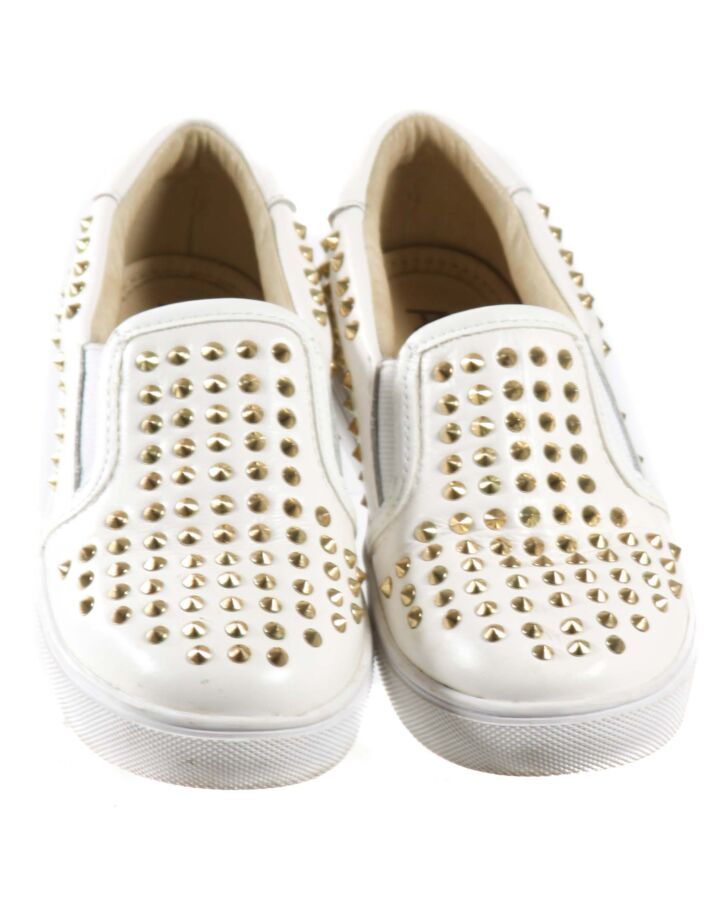 AKID GOLD SHOES *THIS ITEM IS GENTLY USED WITH MINOR SIGNS OF WEAR (MINOR CREASING) *VGU SIZE TODDLER 13