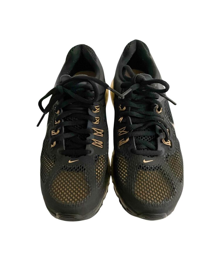 NIKE BLACK SNEAKERS  *EUC SIZE CHILD 5