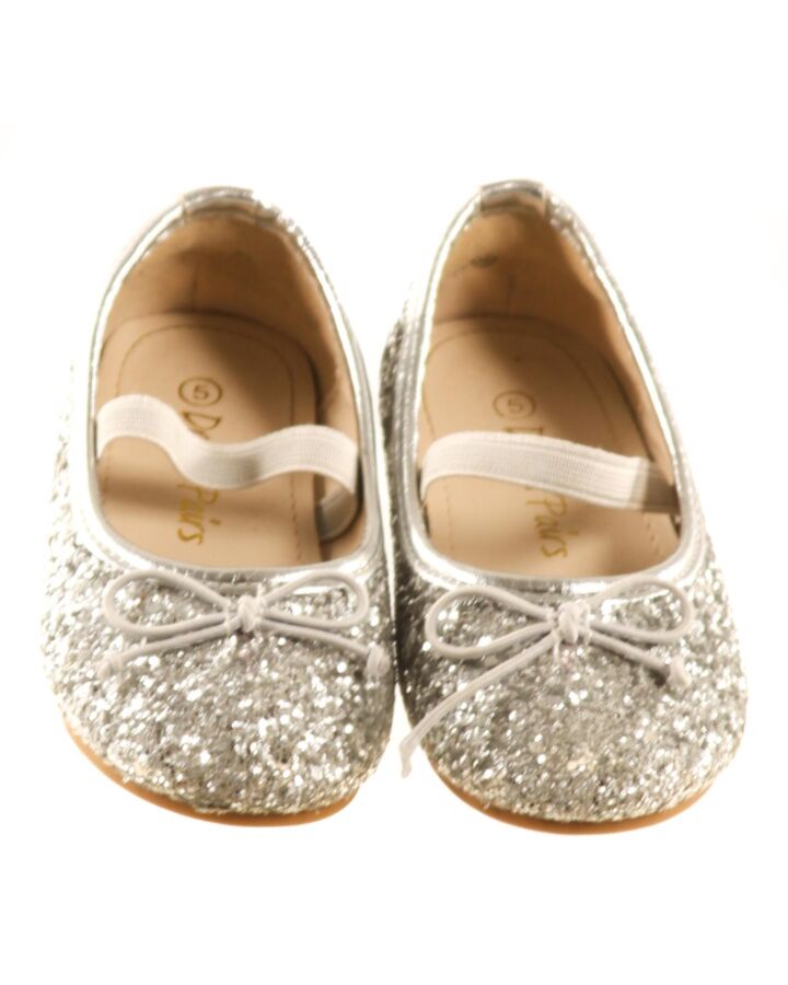 DREAM PARIS SILVER FLATS  *EUC SIZE TODDLER 5